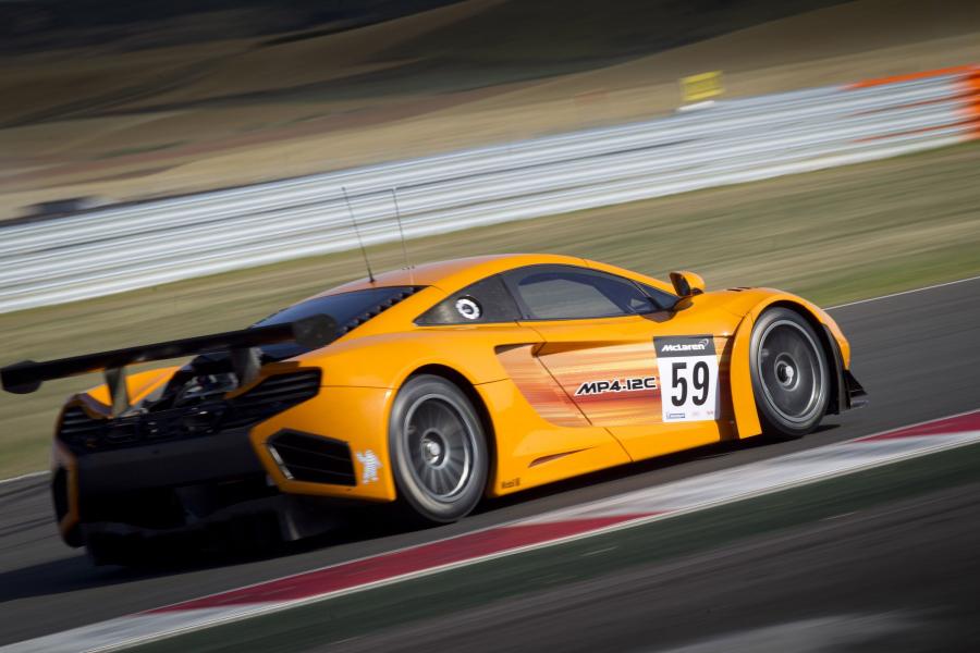  McLaren MP4-12C GT3 2011 года  (фото 78 из 107)